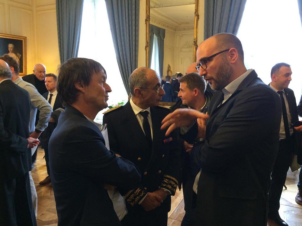 François Blua rencontre le ministre Nicolas Hulot.